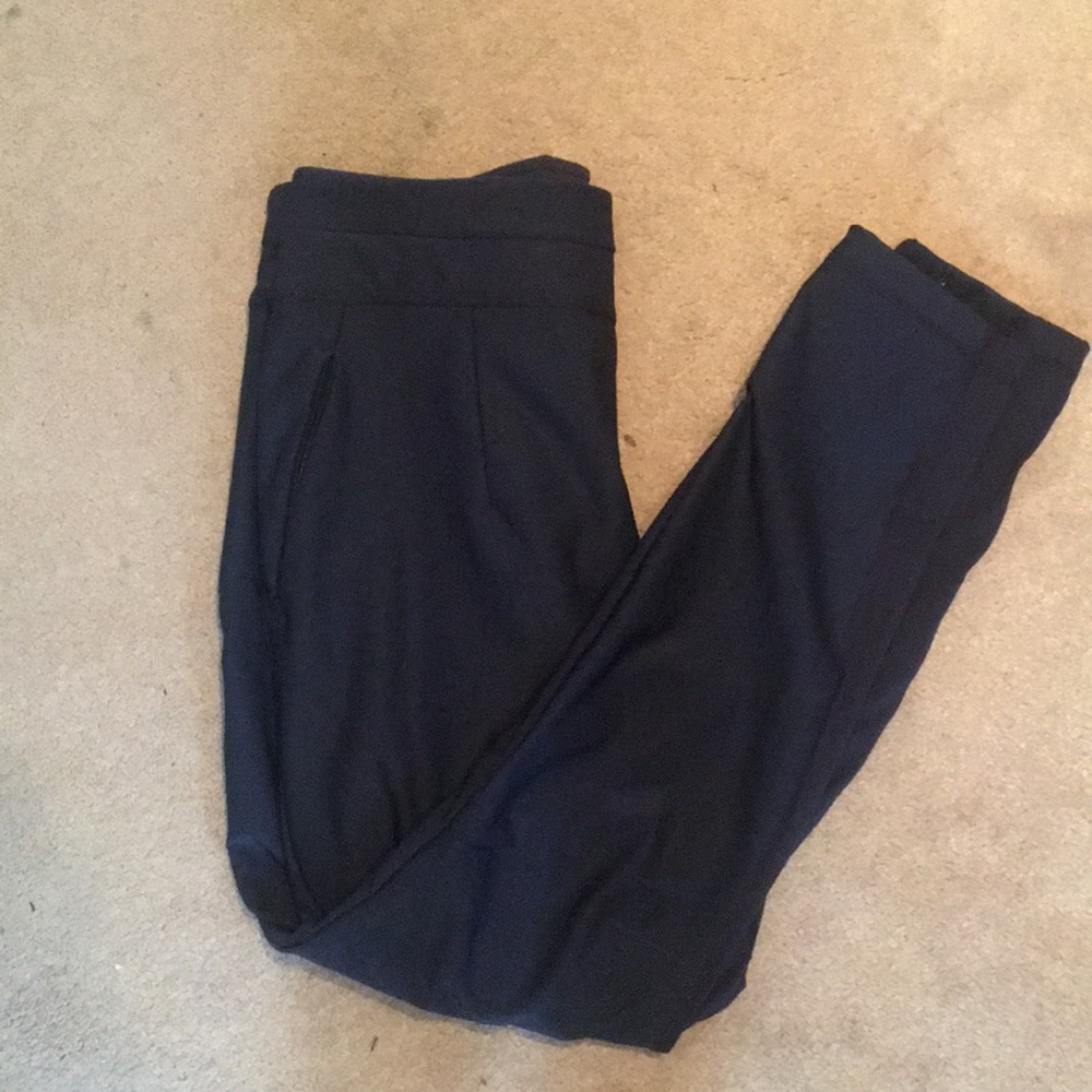 Lululemon workout pants